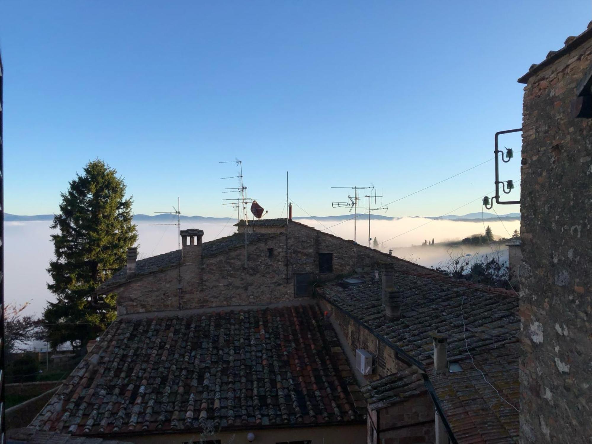 Casa Nel Centro Storico Apartment San Gimignano Luaran gambar